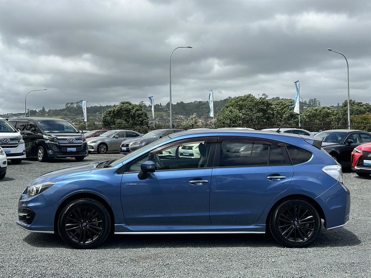 Vehicle image 4