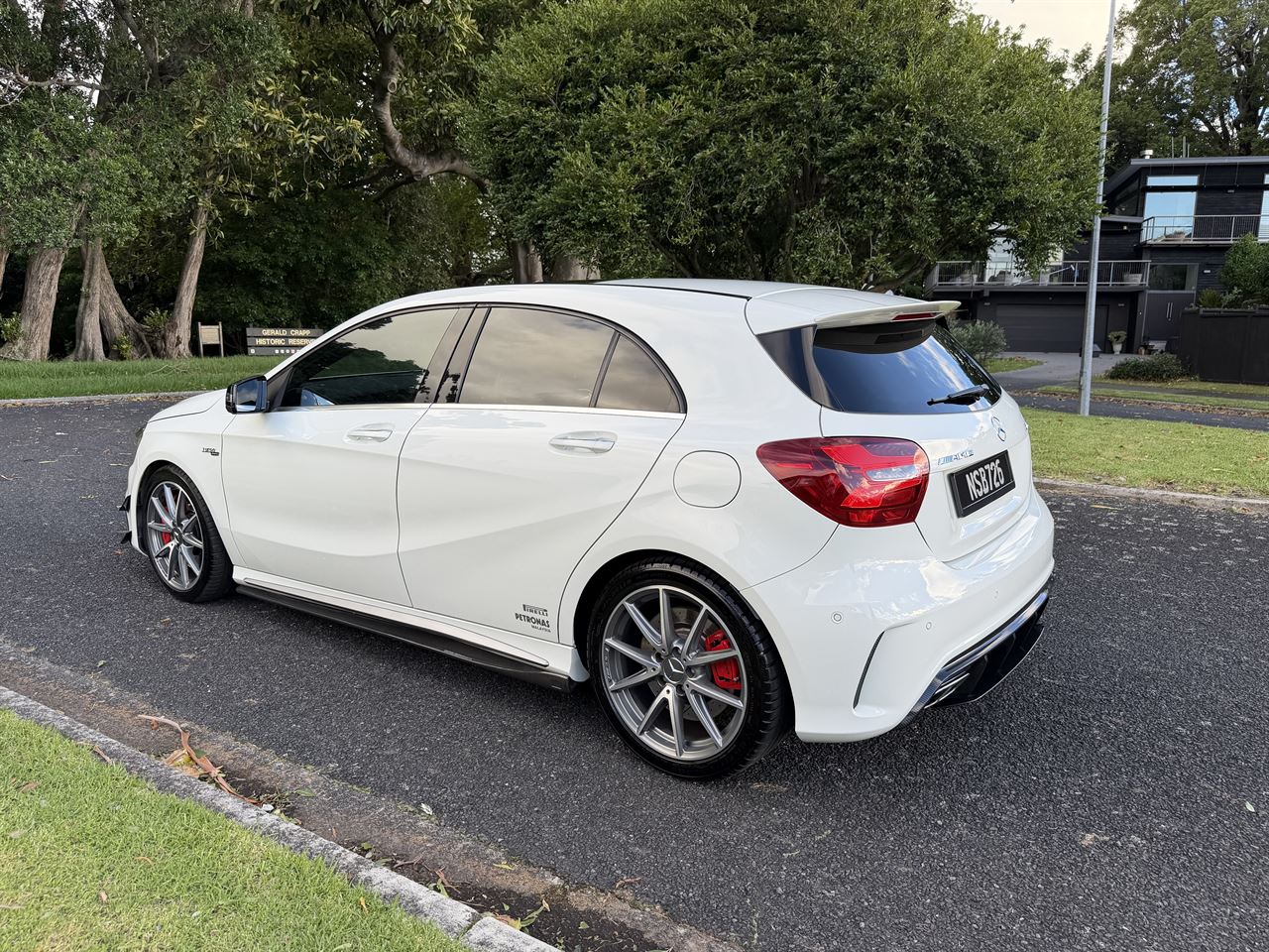 Vehicle image 3