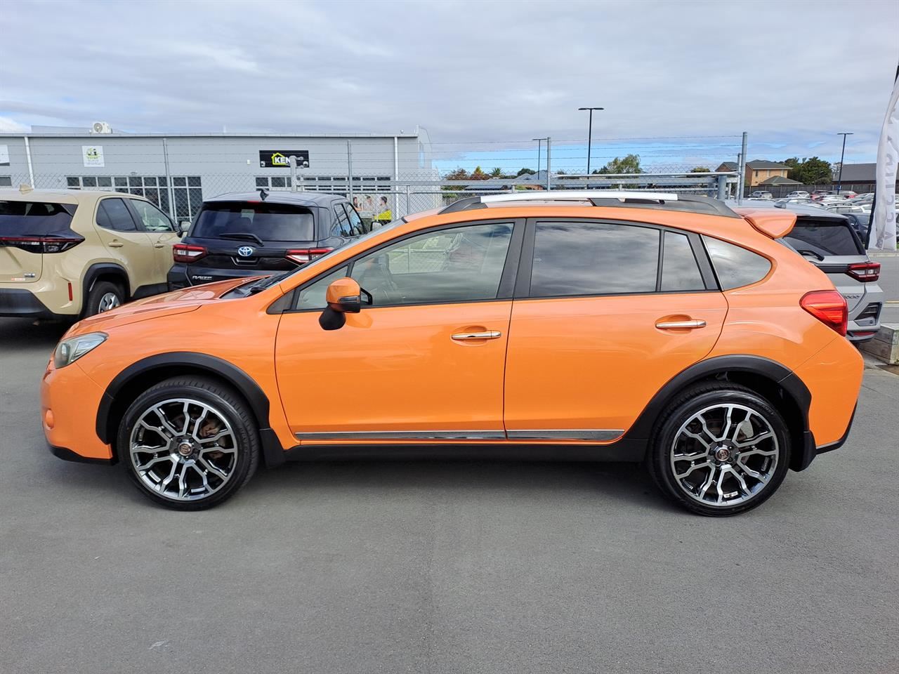 Vehicle image 4