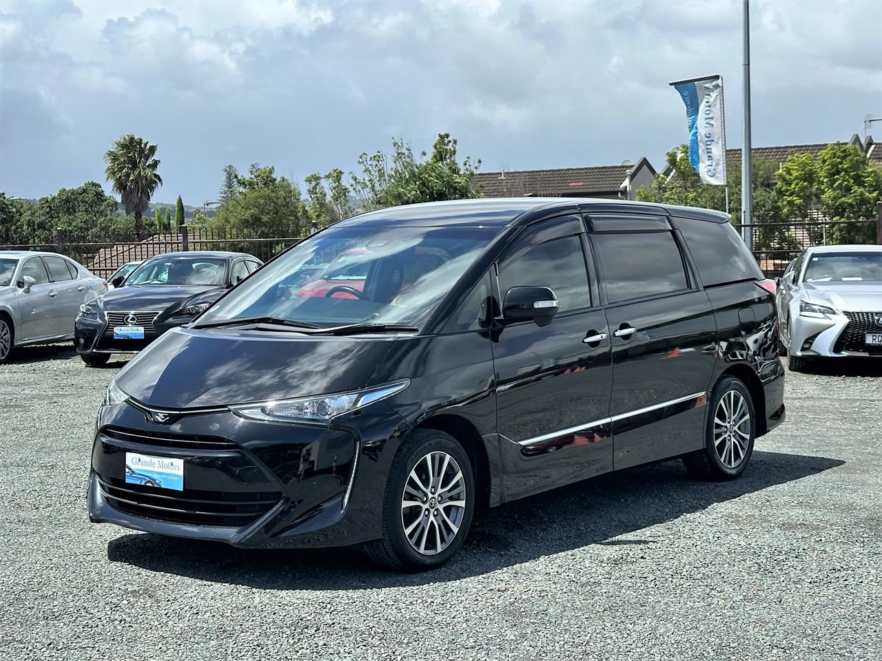 Vehicle image 3