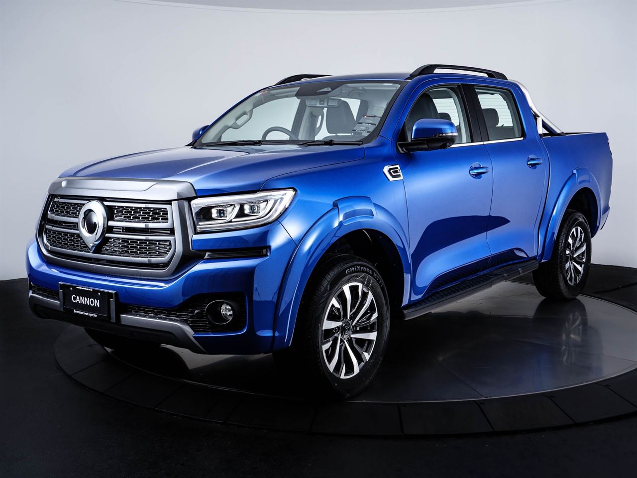 Vehicle image 3