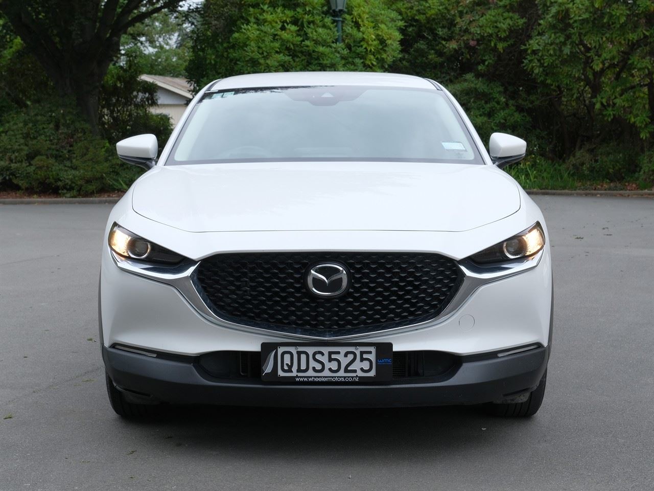 Vehicle image 3