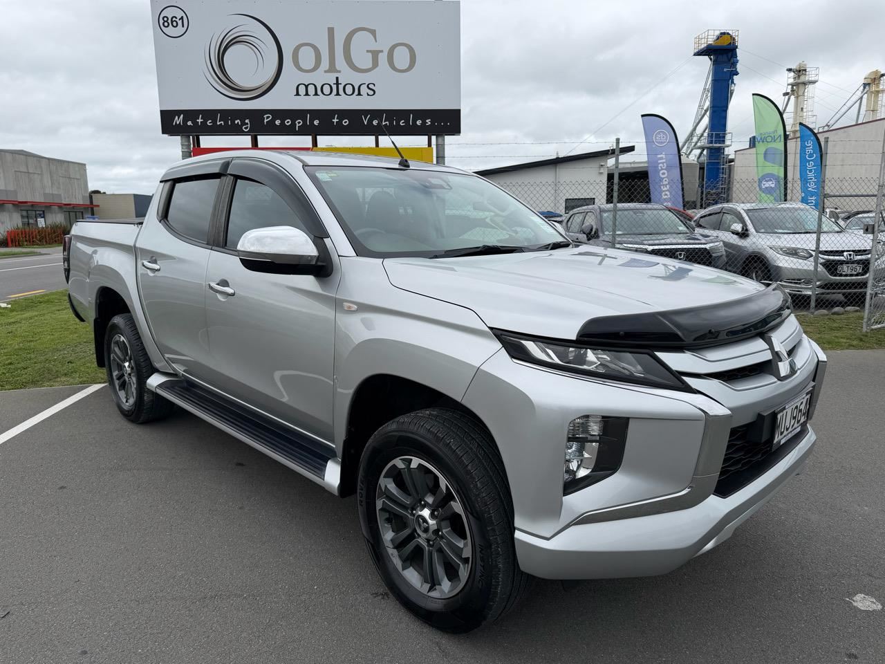 Vehicle image 2