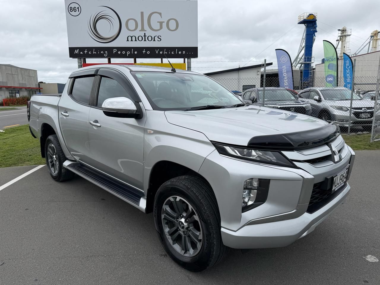 Vehicle image 2