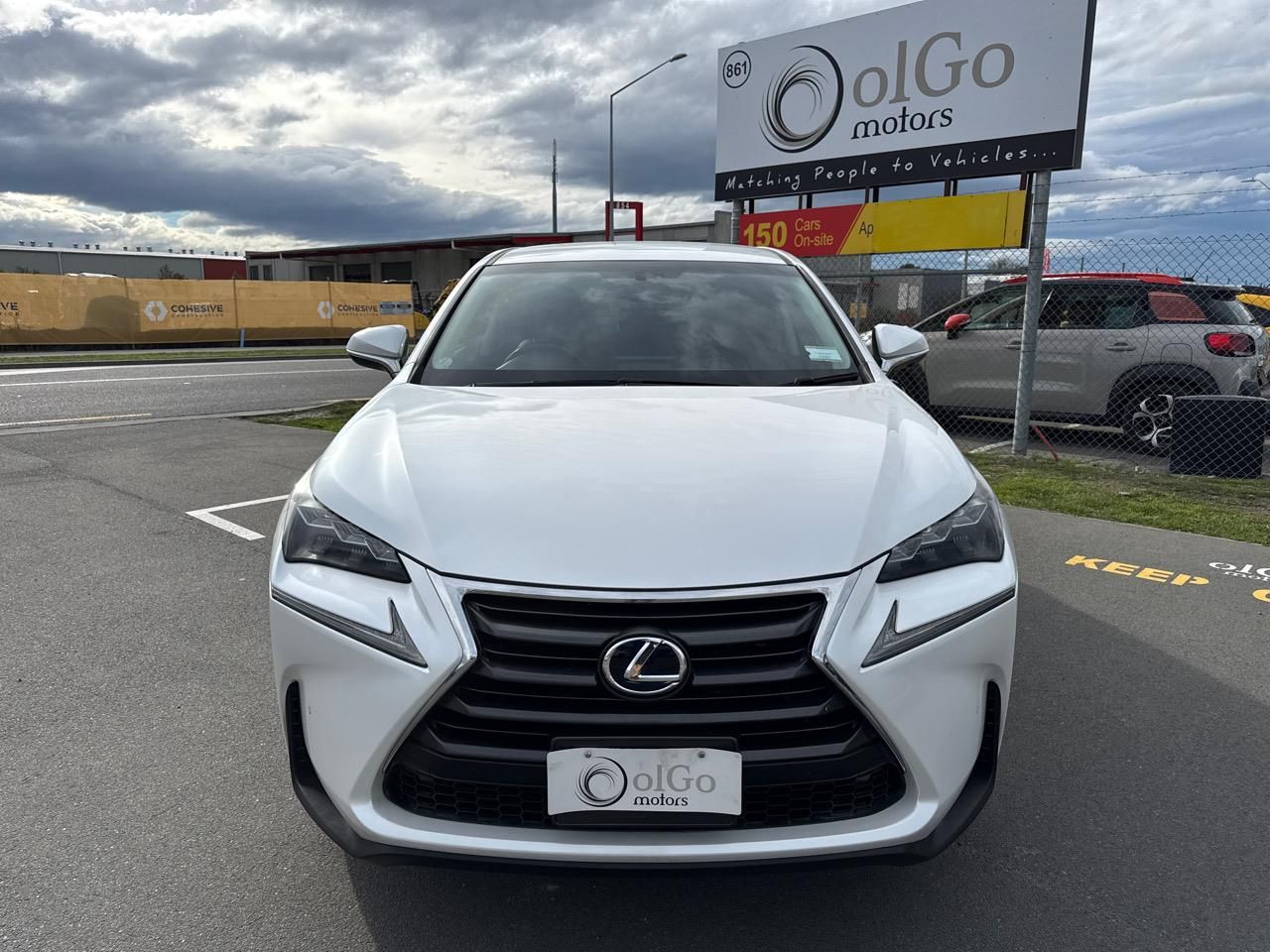 Vehicle image 3