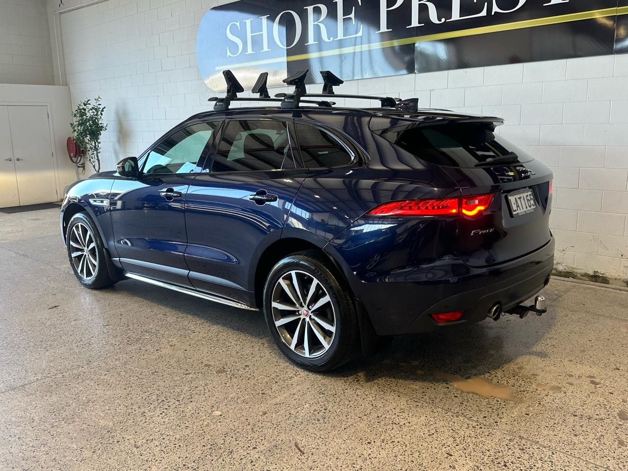 Vehicle image 4