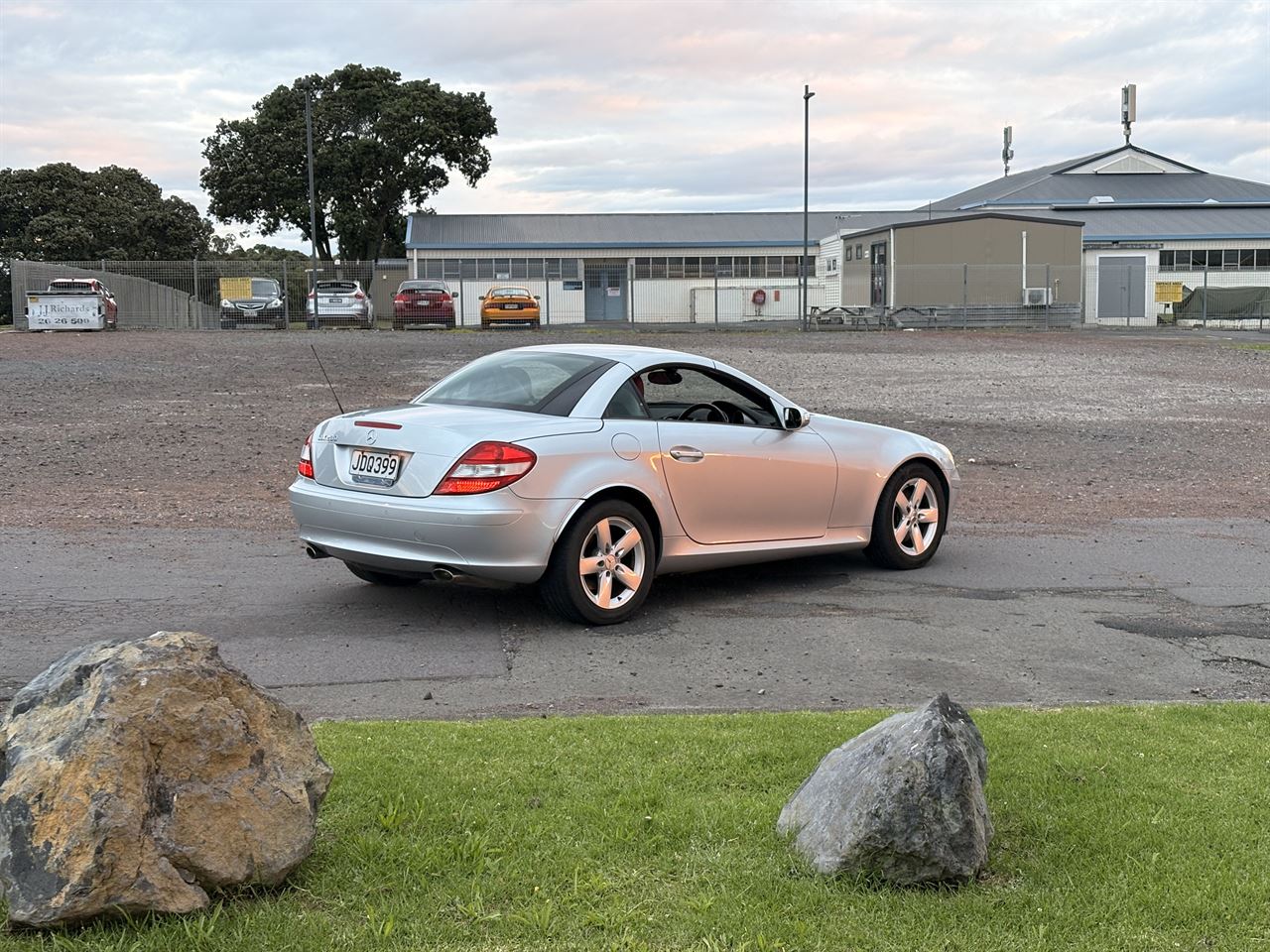 Vehicle image 4