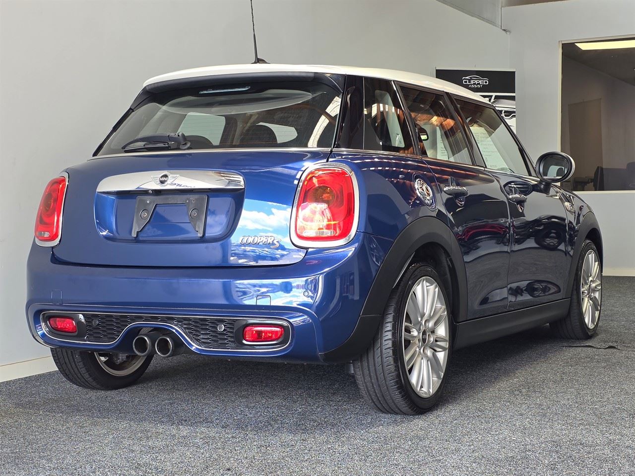 Vehicle image 2