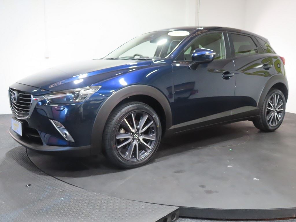 Vehicle image 3