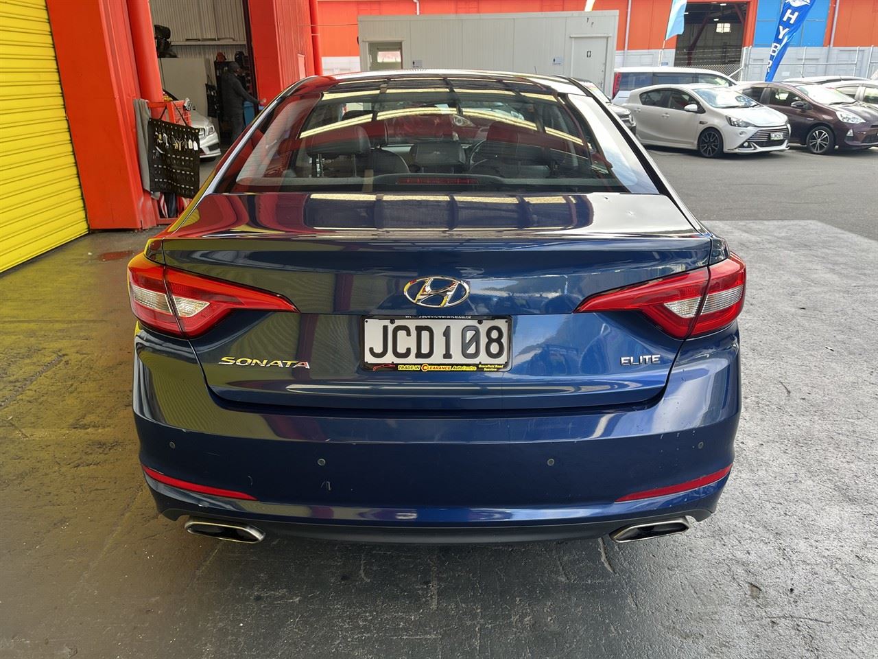 Vehicle image 5