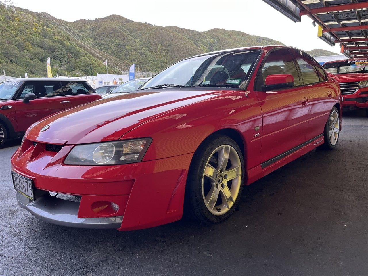 Vehicle image 3
