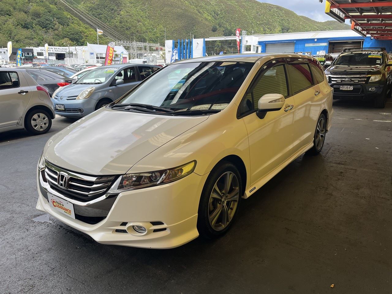 Vehicle image 3