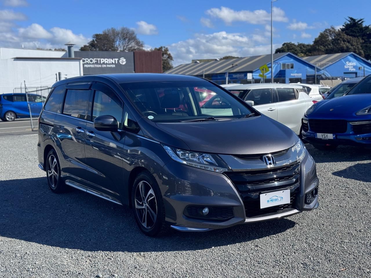 Vehicle image 3