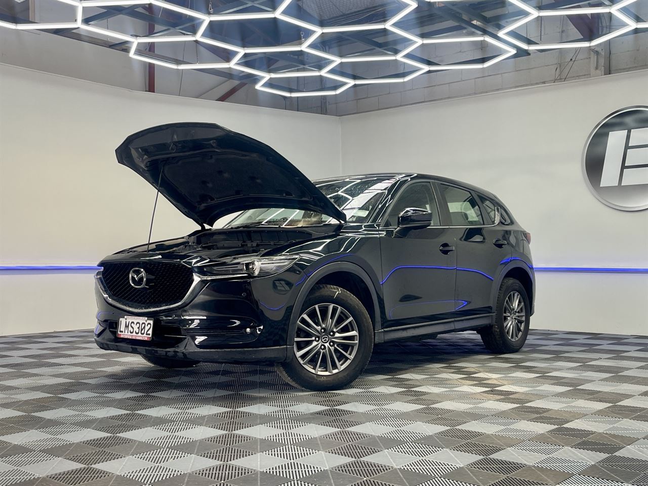 Vehicle image 3