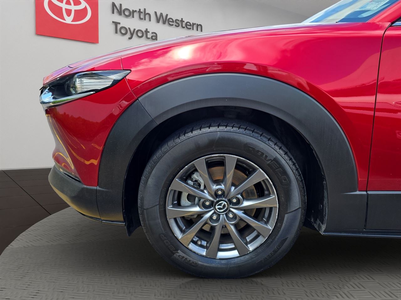 Vehicle image 5