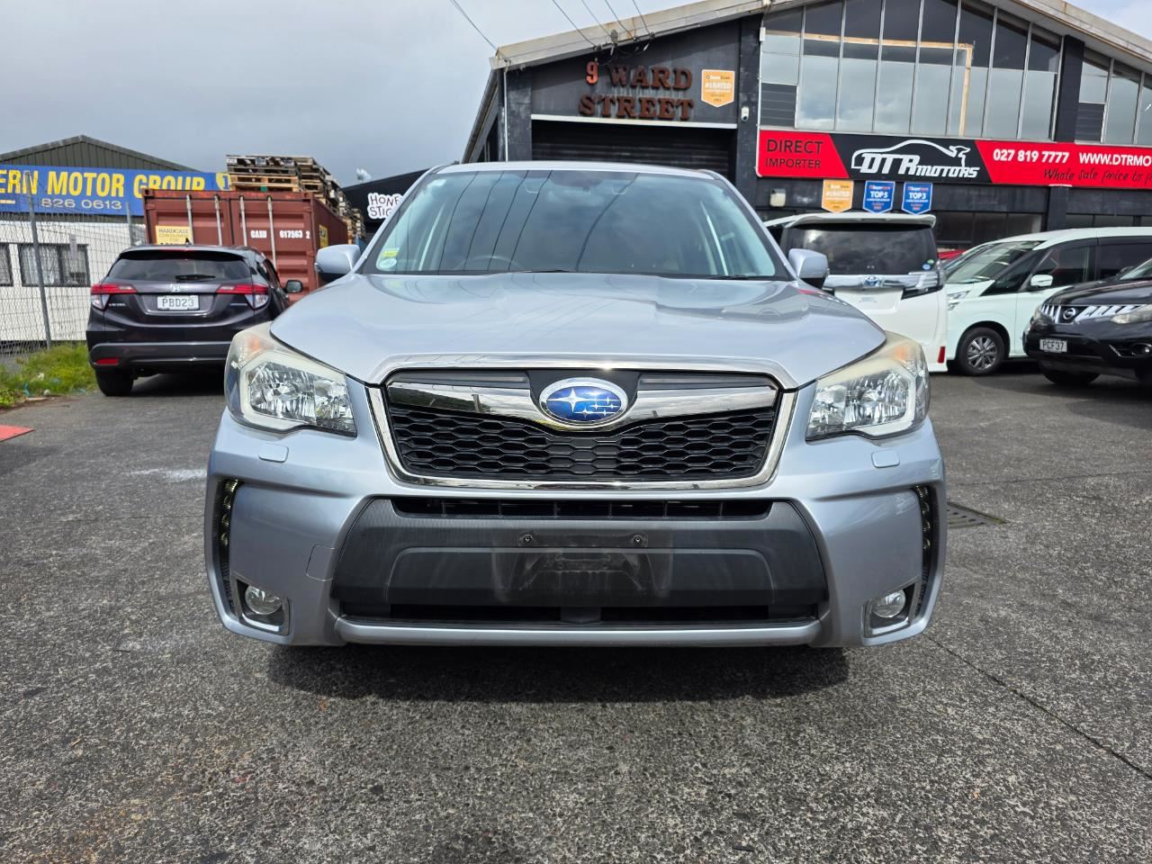 Vehicle image 3