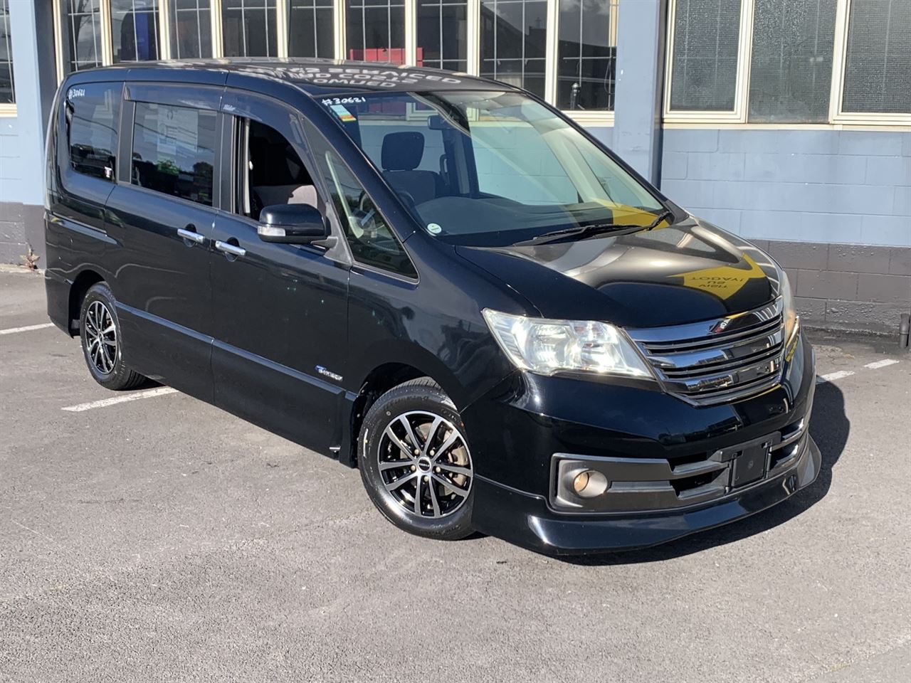 Vehicle image 3