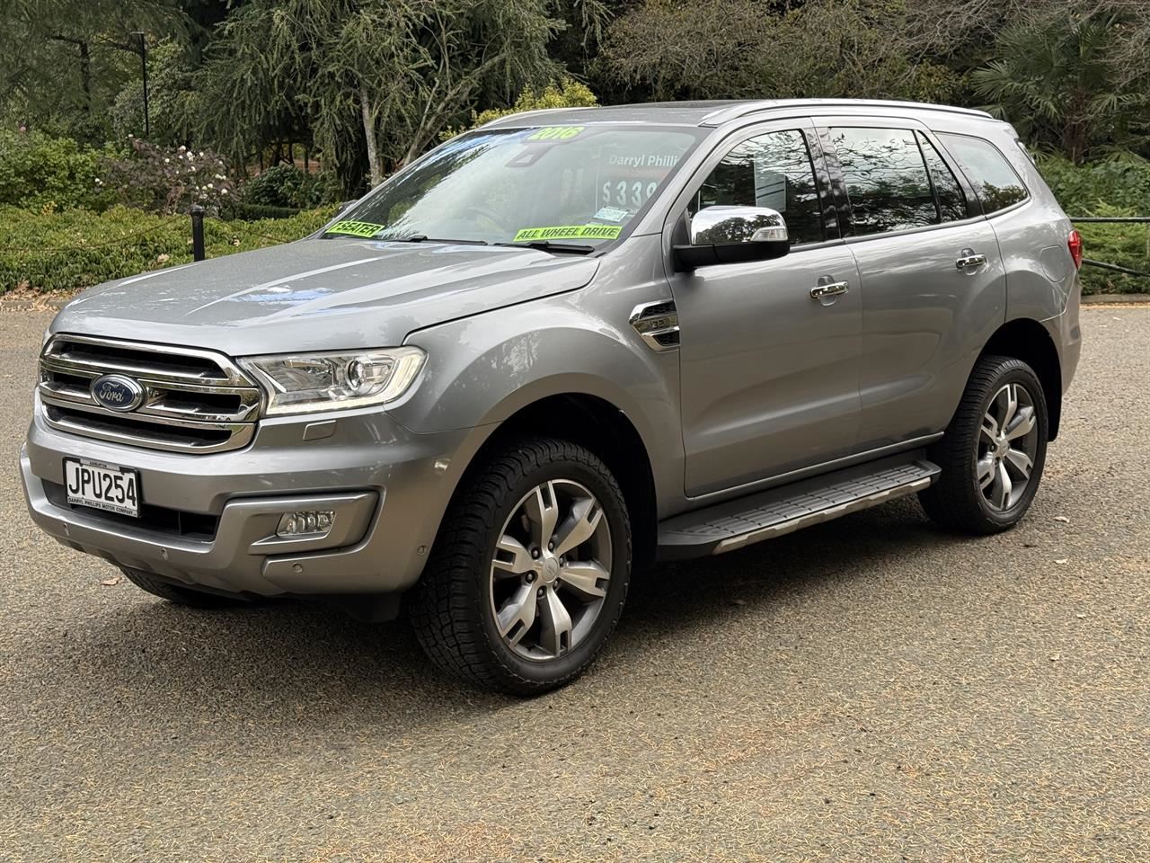 Vehicle image 3