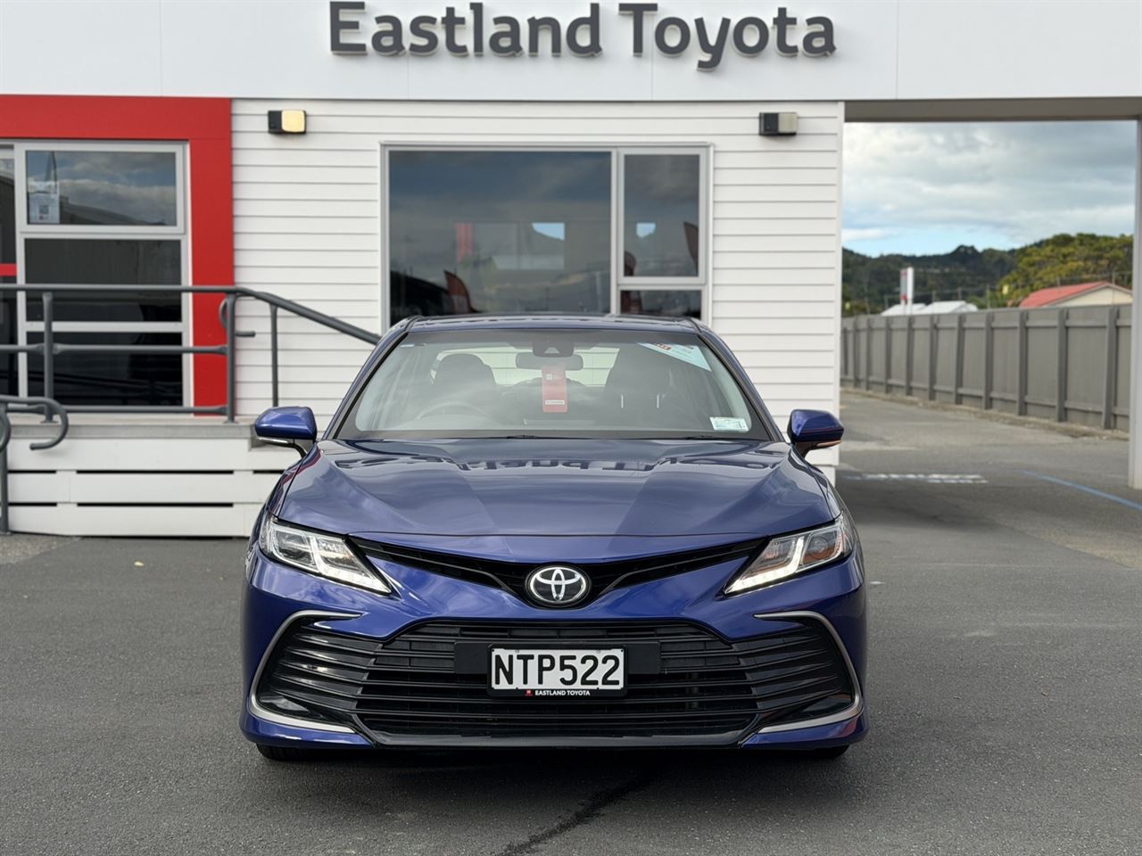 Vehicle image 3