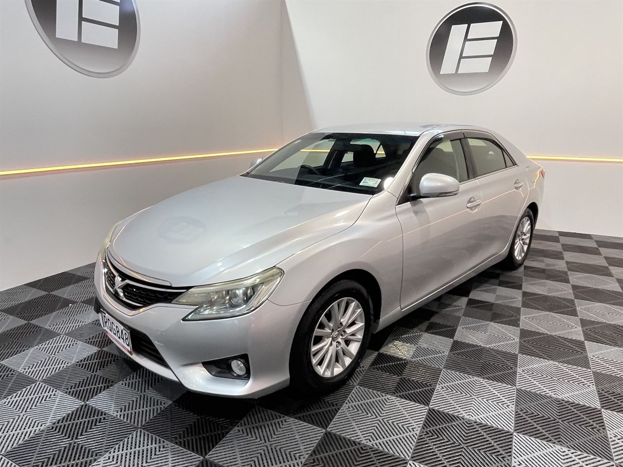 Vehicle image 3