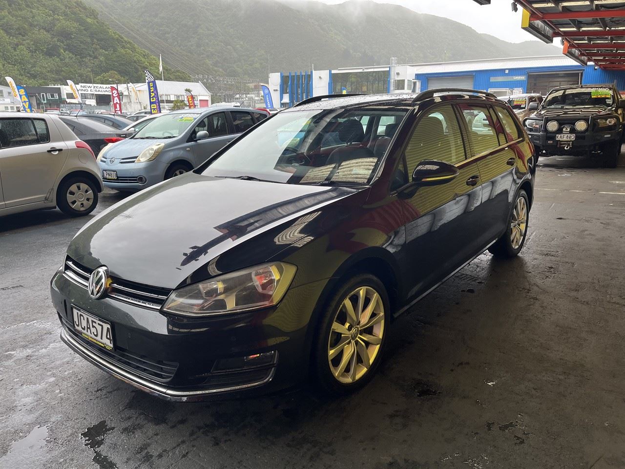 Vehicle image 3