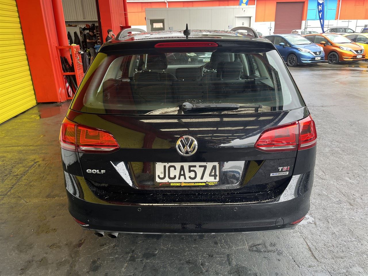 Vehicle image 5