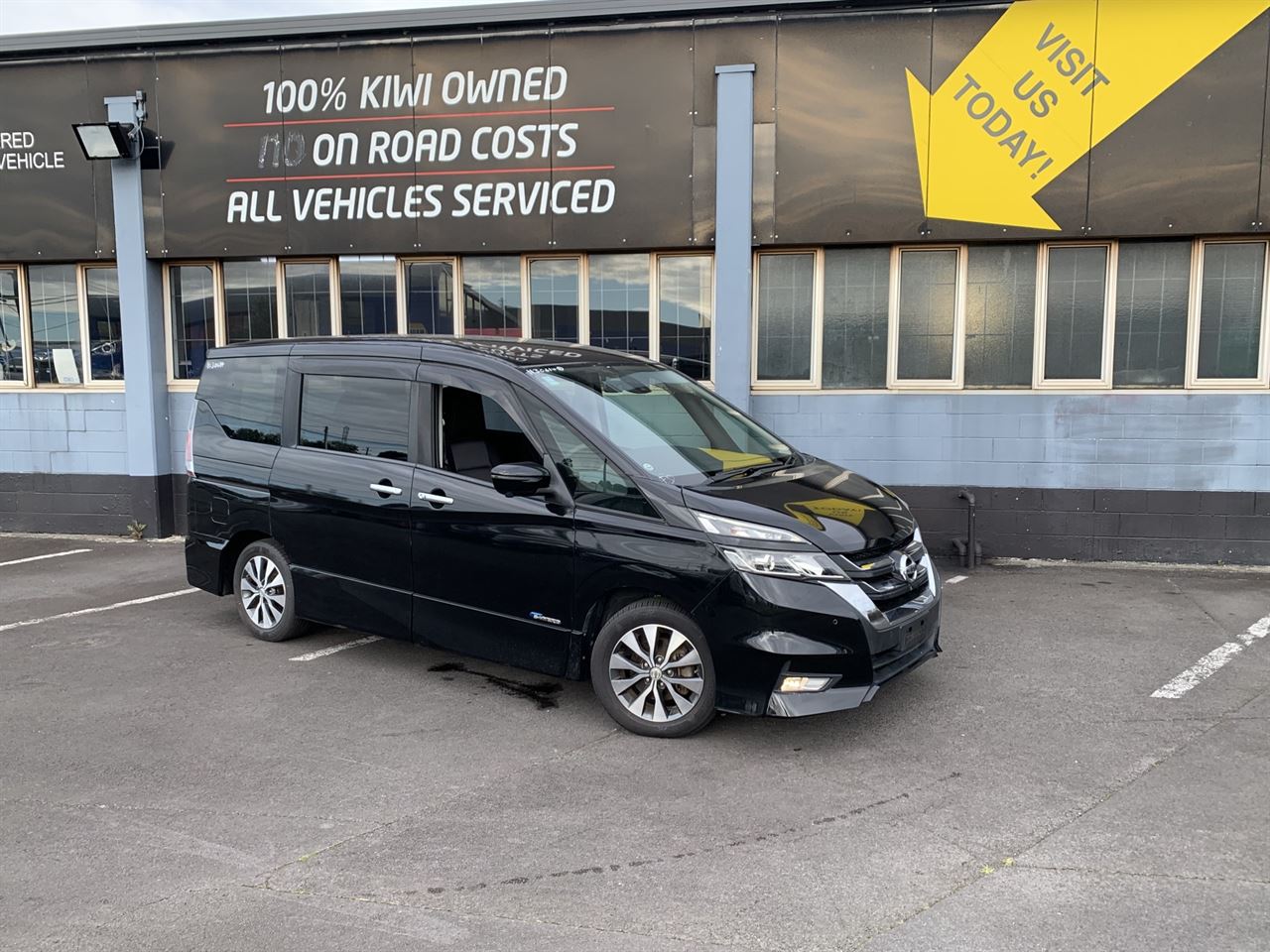 Vehicle image 3