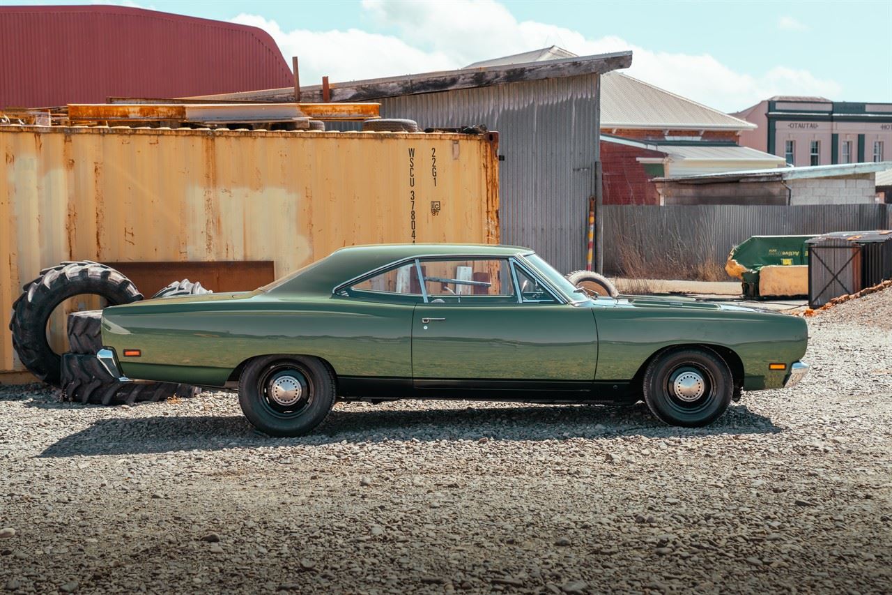 Vehicle image 2