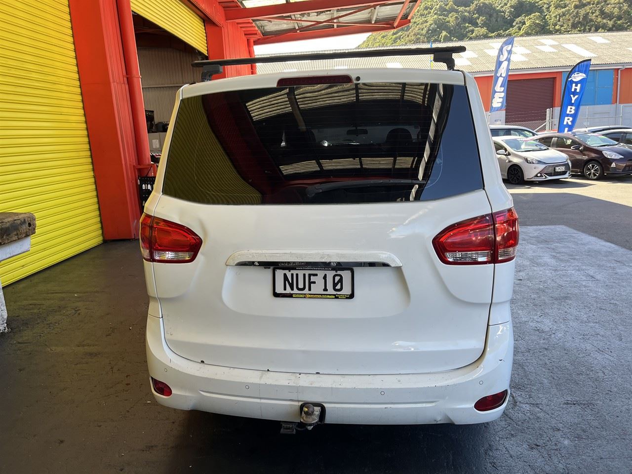 Vehicle image 5