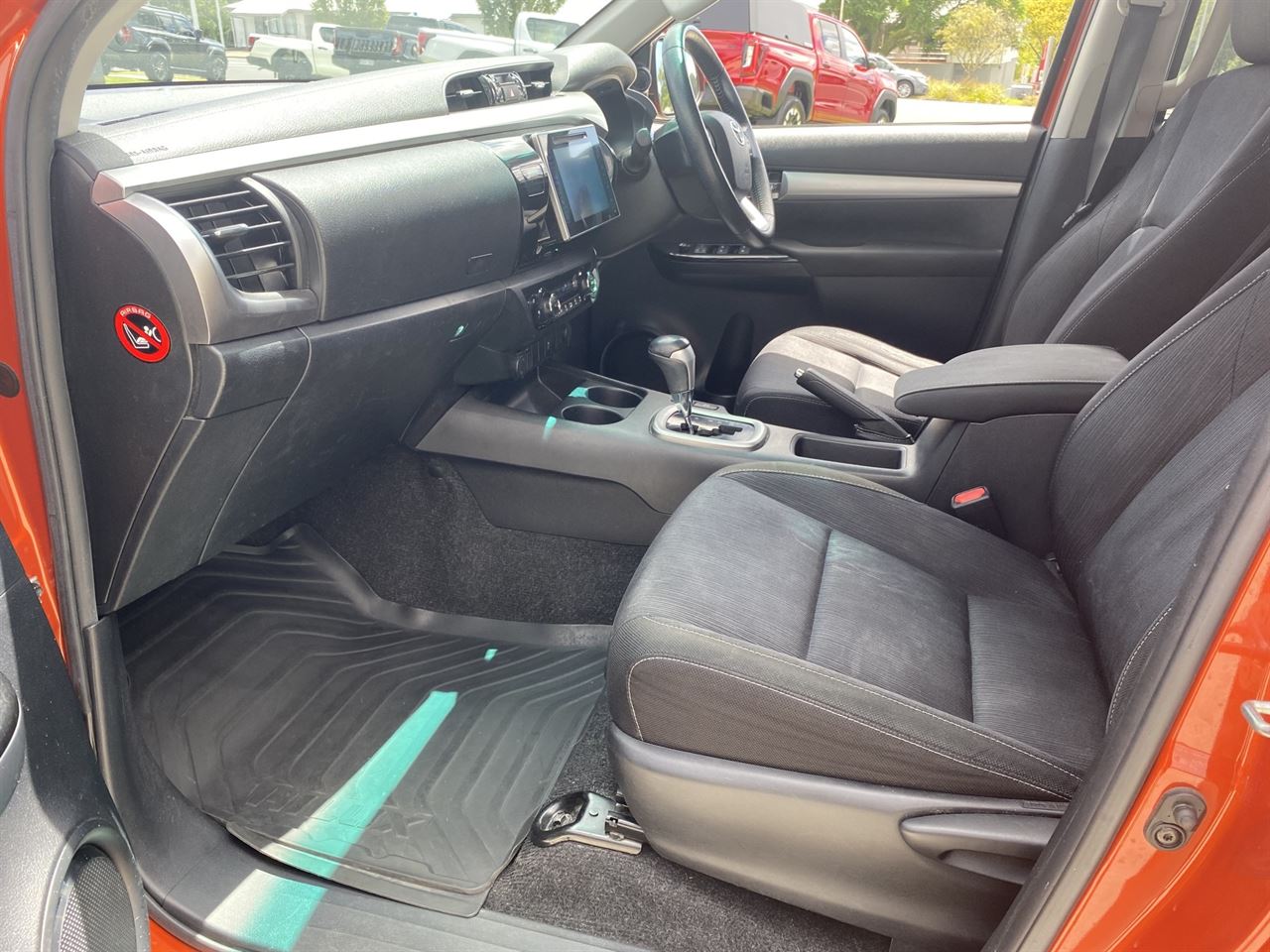 Vehicle image 5