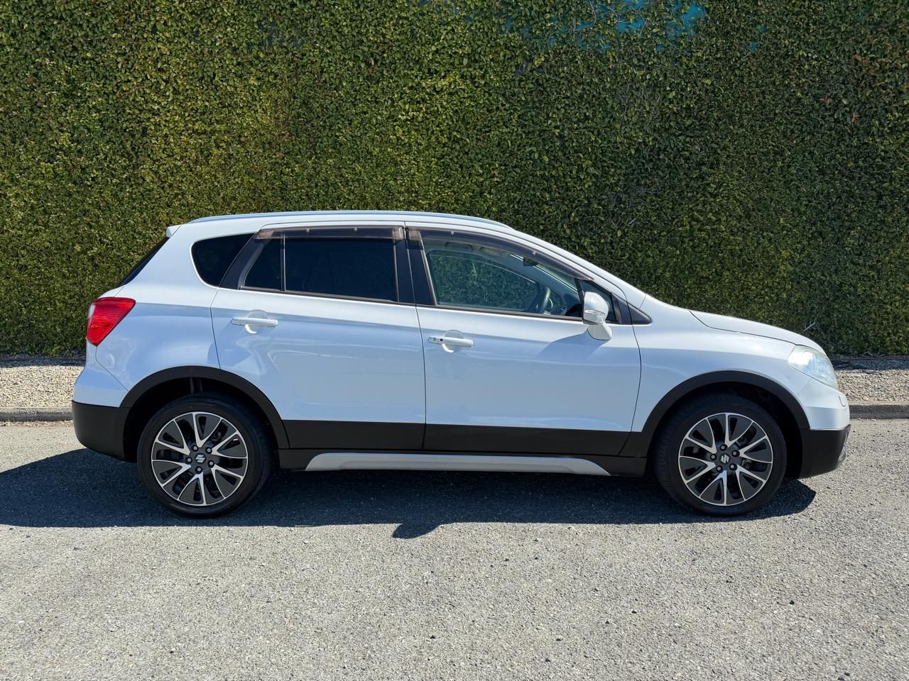 Vehicle image 2