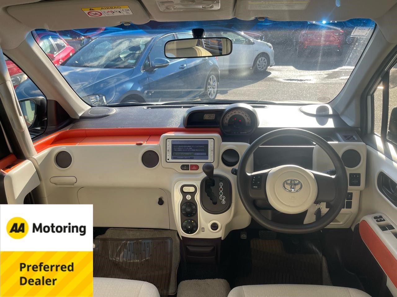 Vehicle image 3