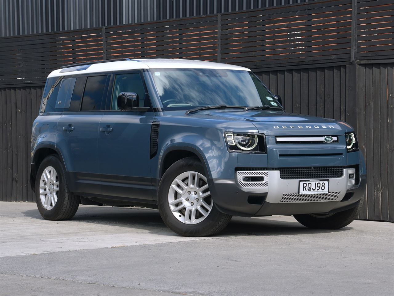 Vehicle image 1