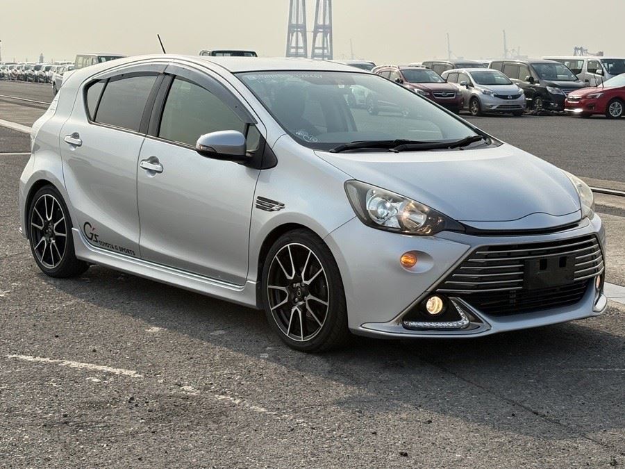 Vehicle image 1