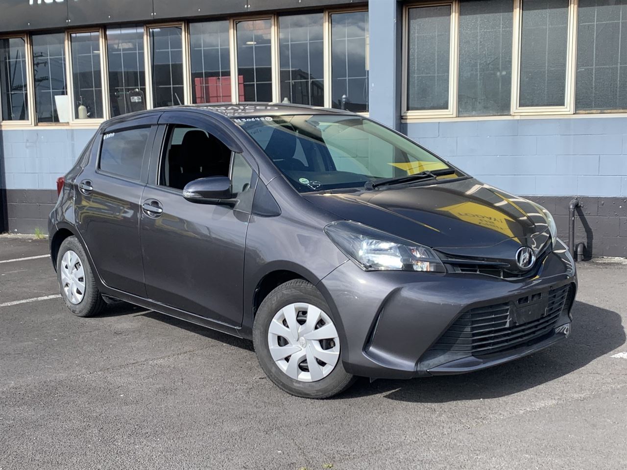 Vehicle image 1