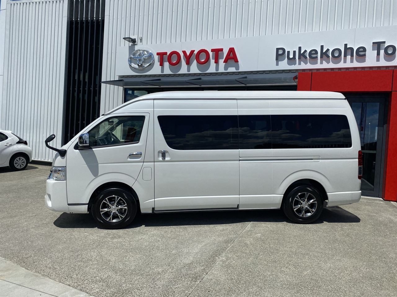 Vehicle image 2