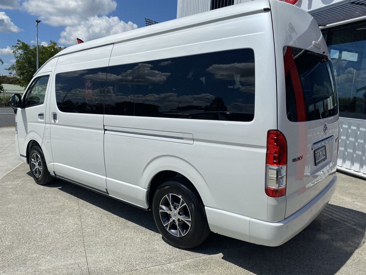 Vehicle image 3