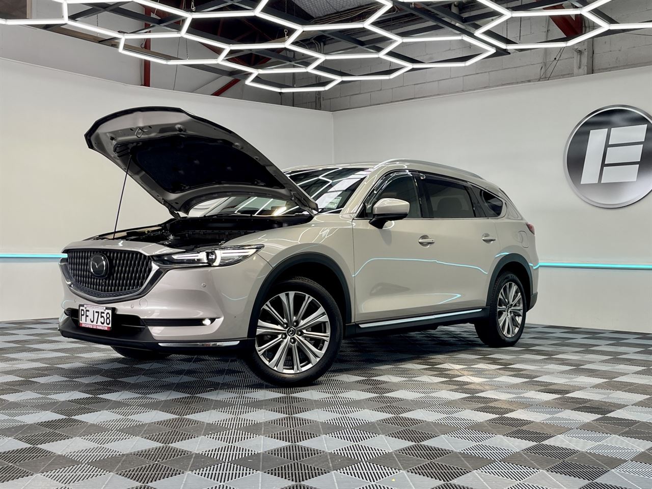 Vehicle image 3