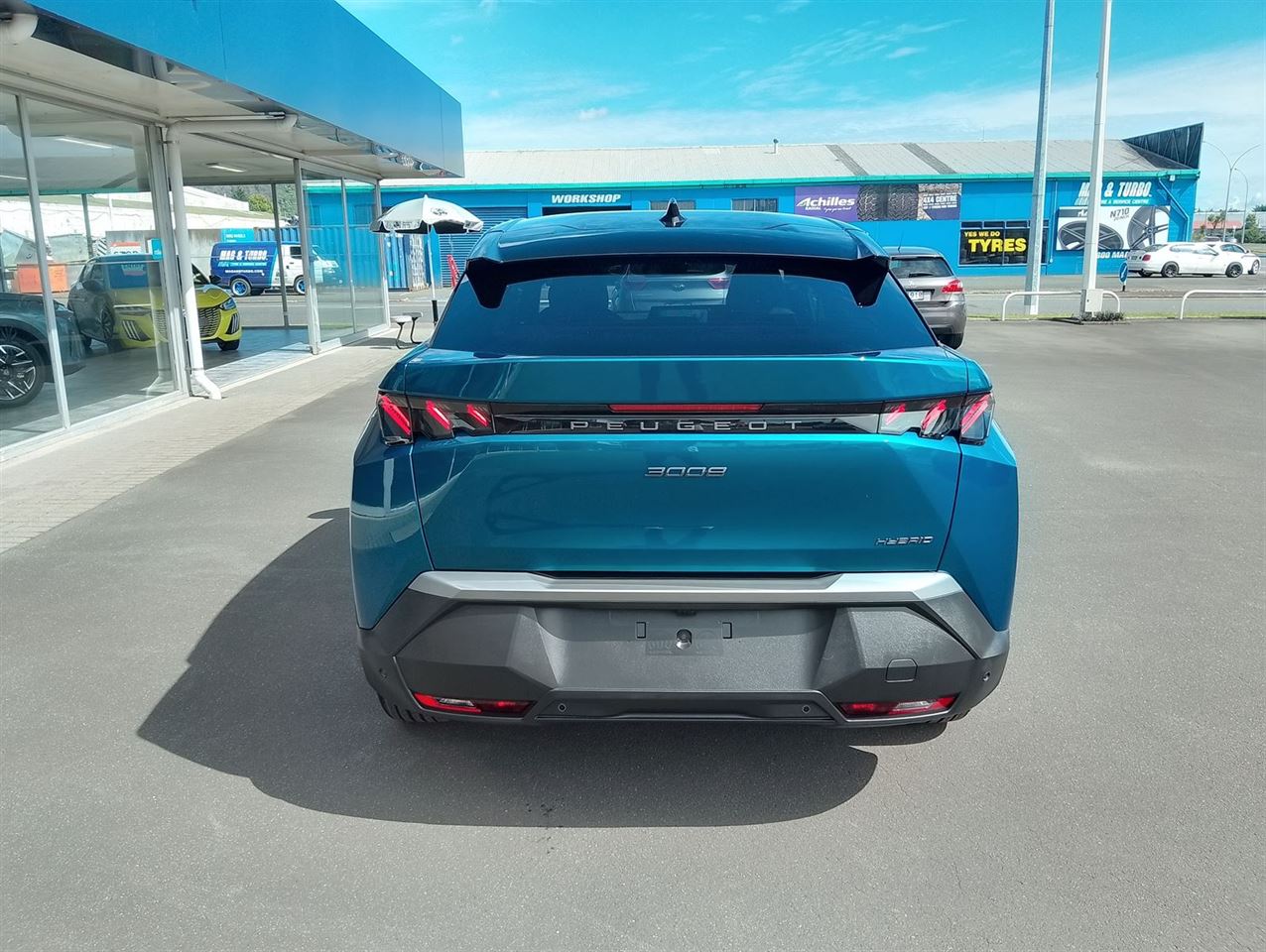 Vehicle image 5