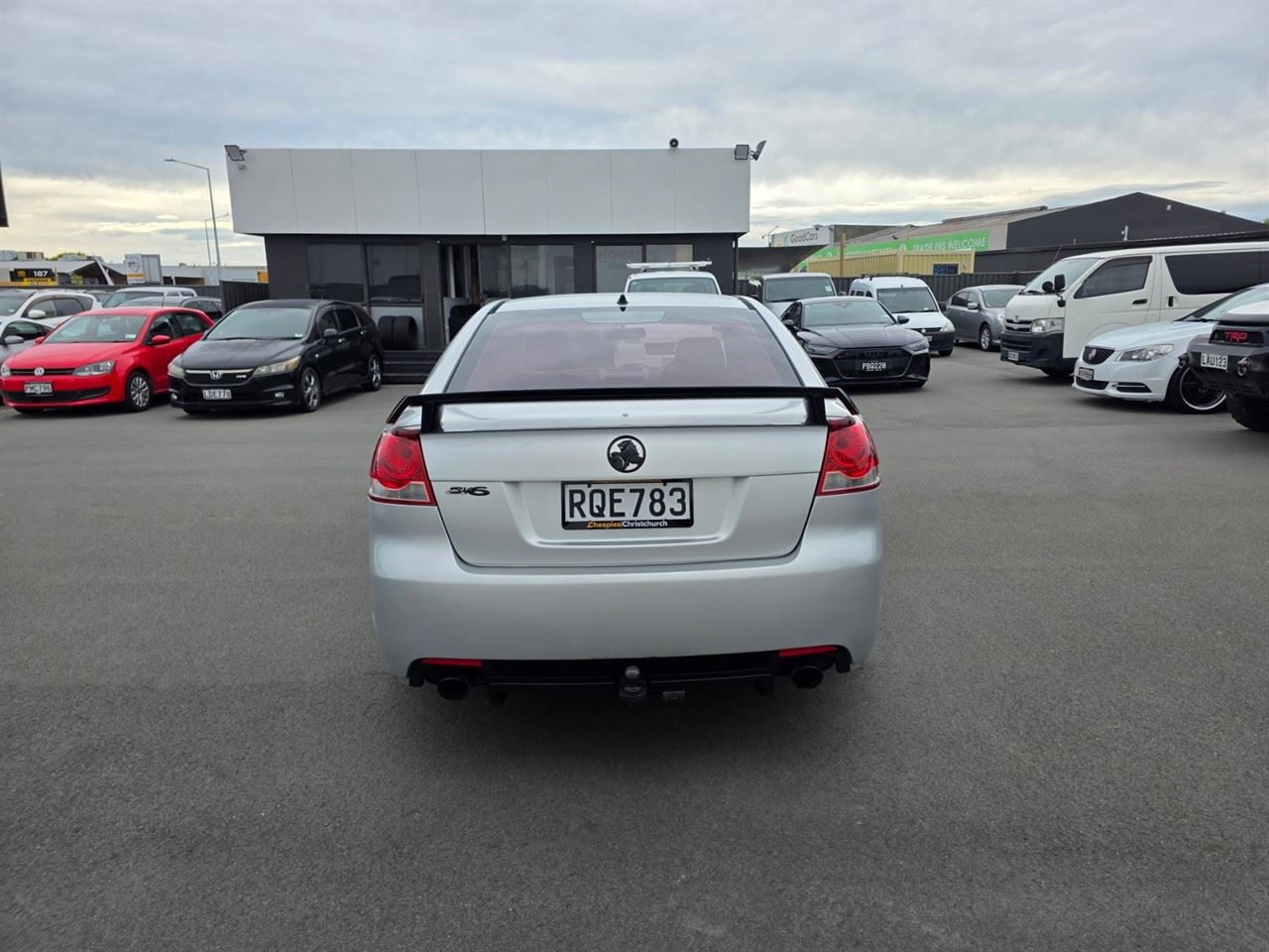 Vehicle image 3