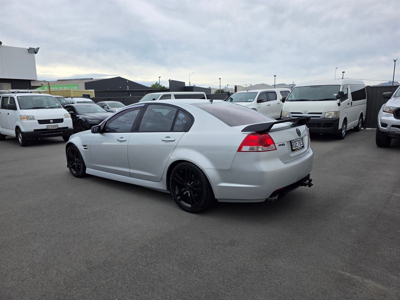 Vehicle image 4