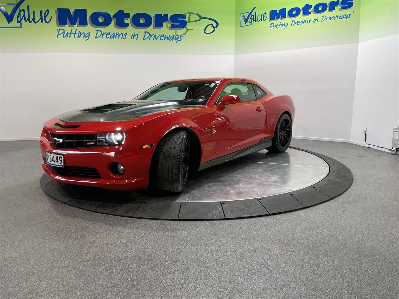 Vehicle image 3