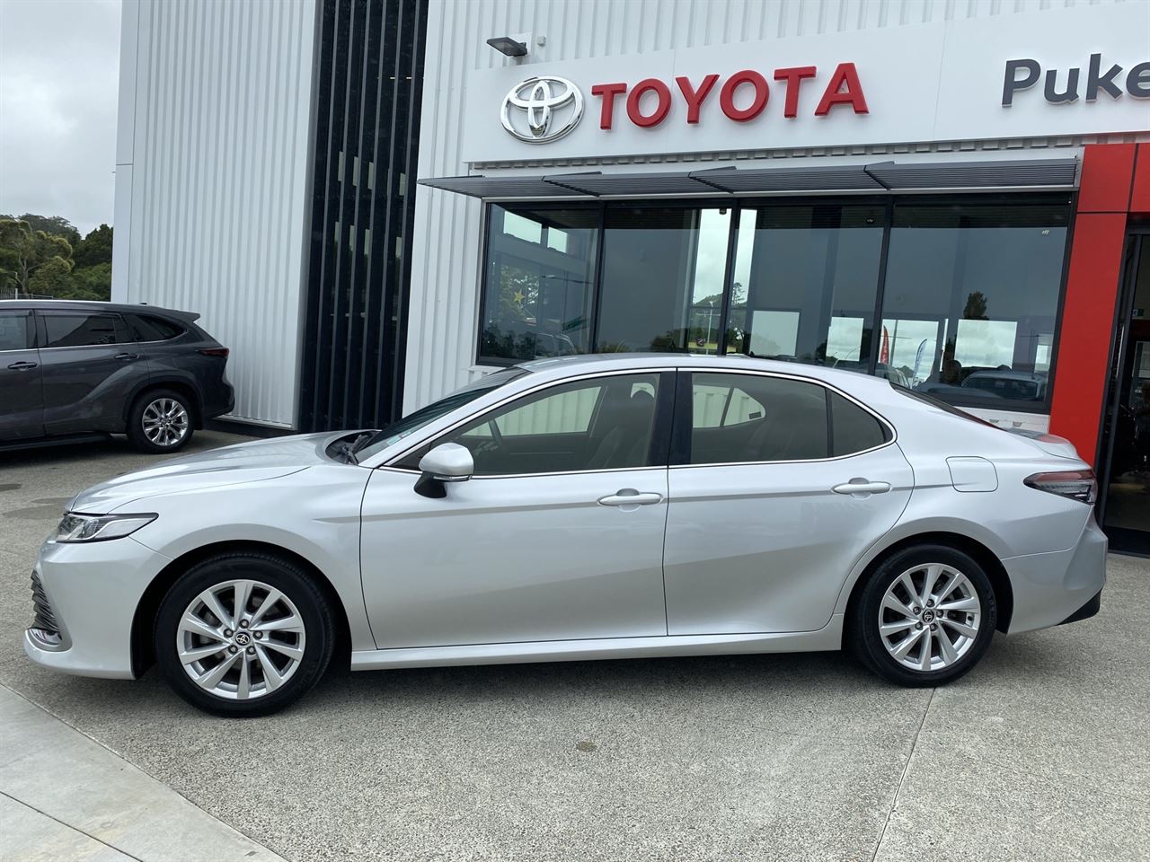 Vehicle image 2