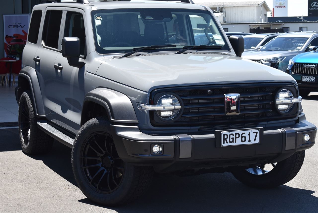 Vehicle image 3