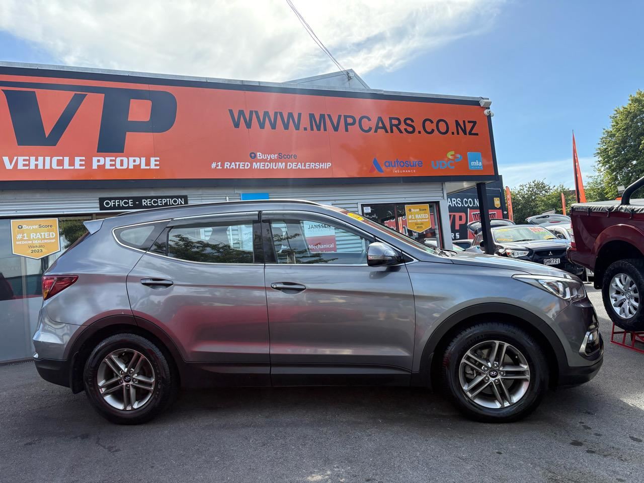 Vehicle image 3