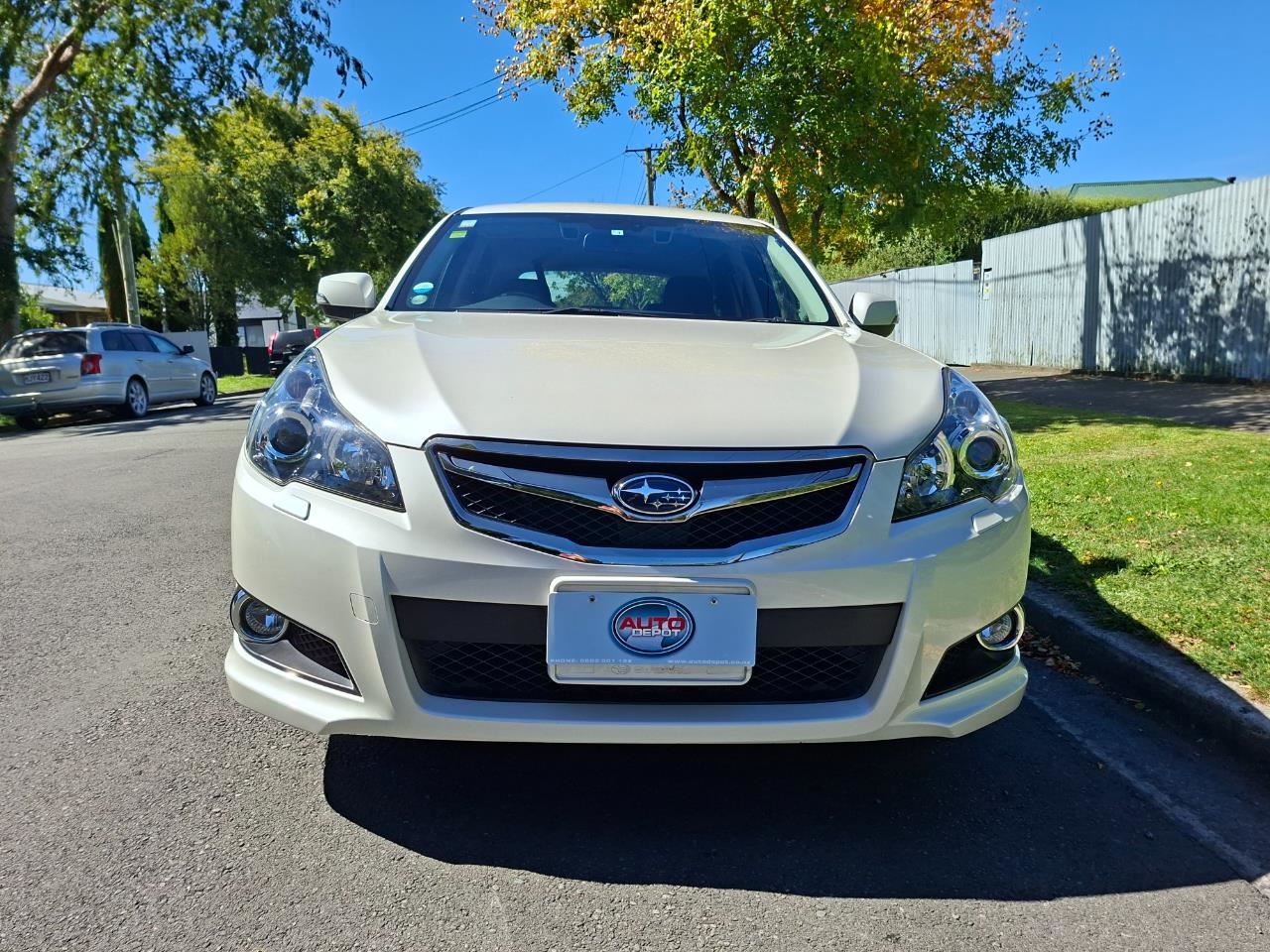 Vehicle image 4