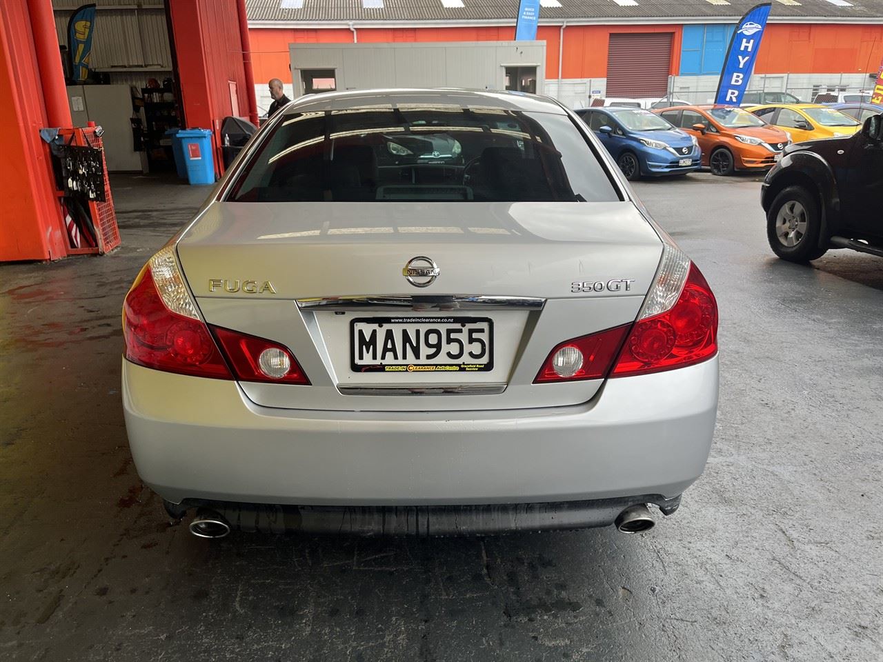Vehicle image 5