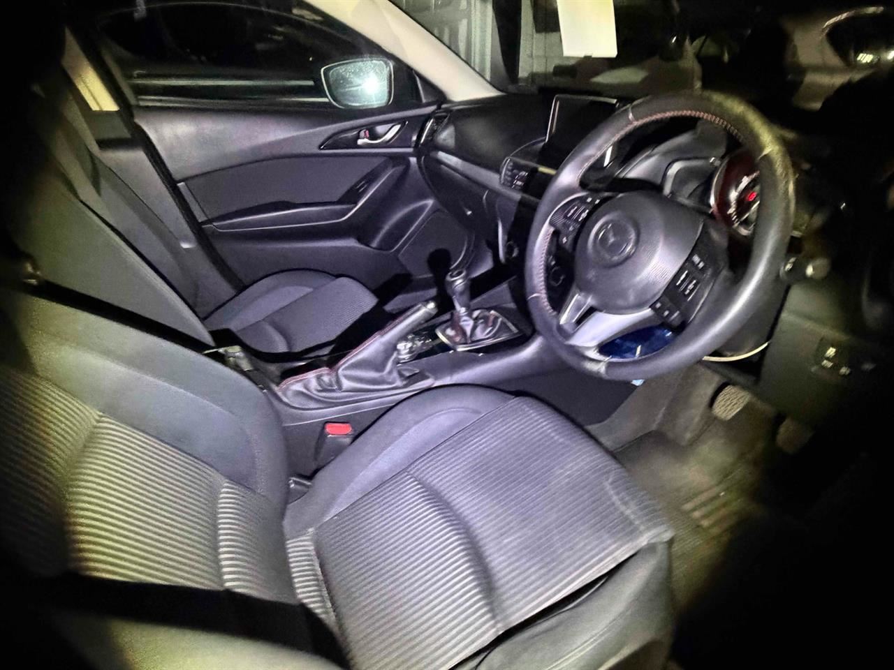 Vehicle image 3