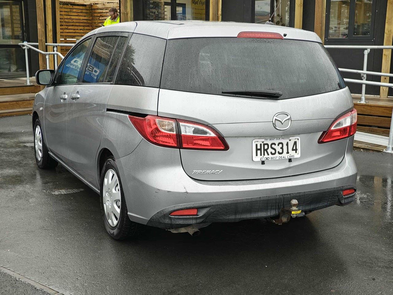 Vehicle image 4