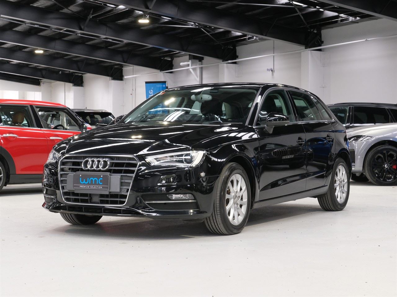 Vehicle image 4
